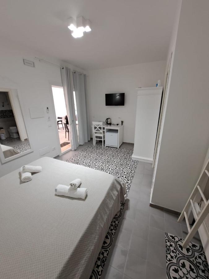 B&B Pepe Rosa Тропеа Екстер'єр фото